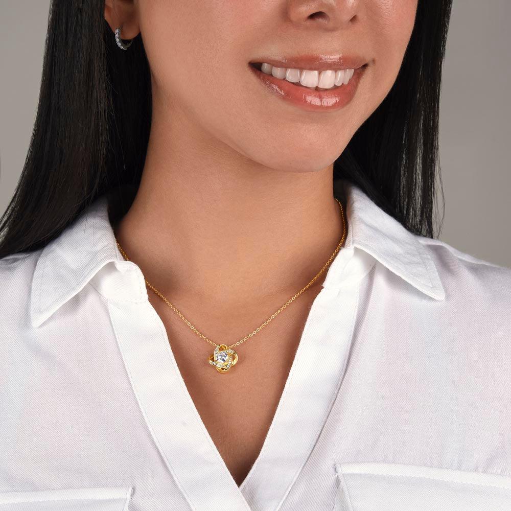 Daughter's Love for Mom - Beautiful Gift Ideas - Charming Family Gift