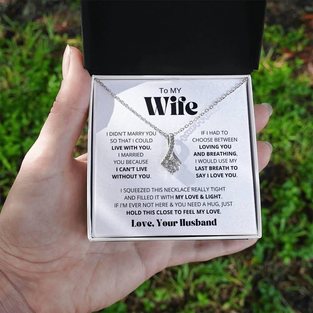 [Almost Sold Out] Wife - I Love You - Alluring Beauty Necklace - Charming Family Gift