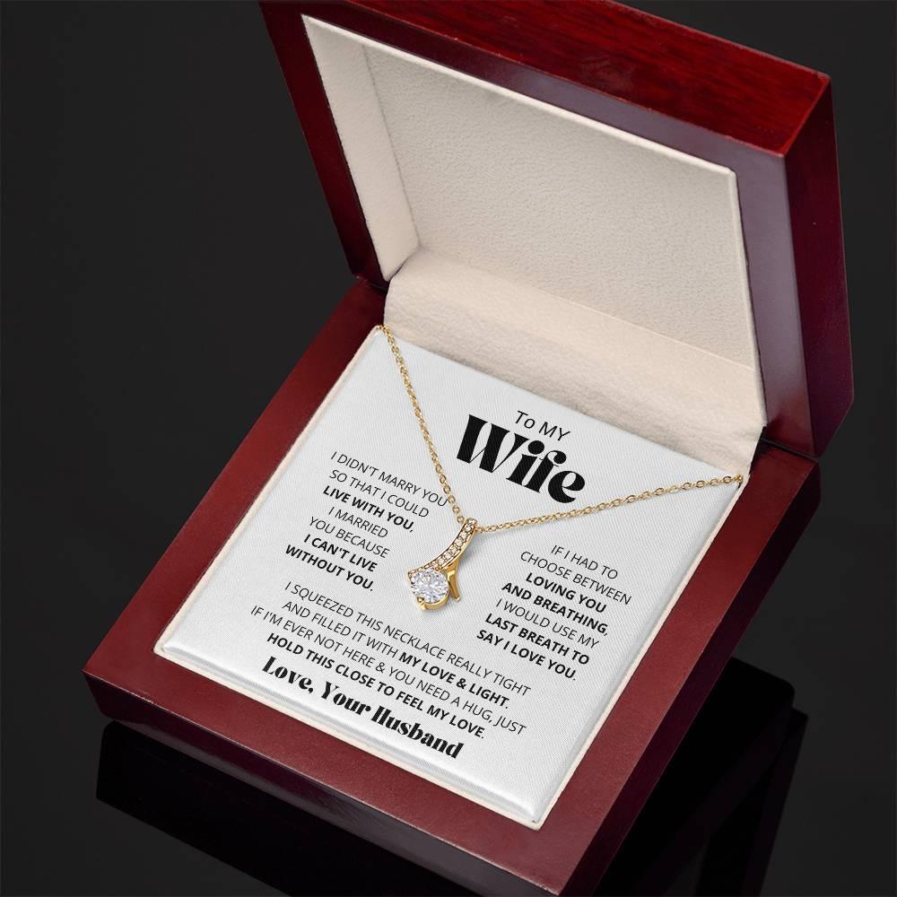 [Almost Sold Out] Wife - I Love You - Alluring Beauty Necklace - Charming Family Gift