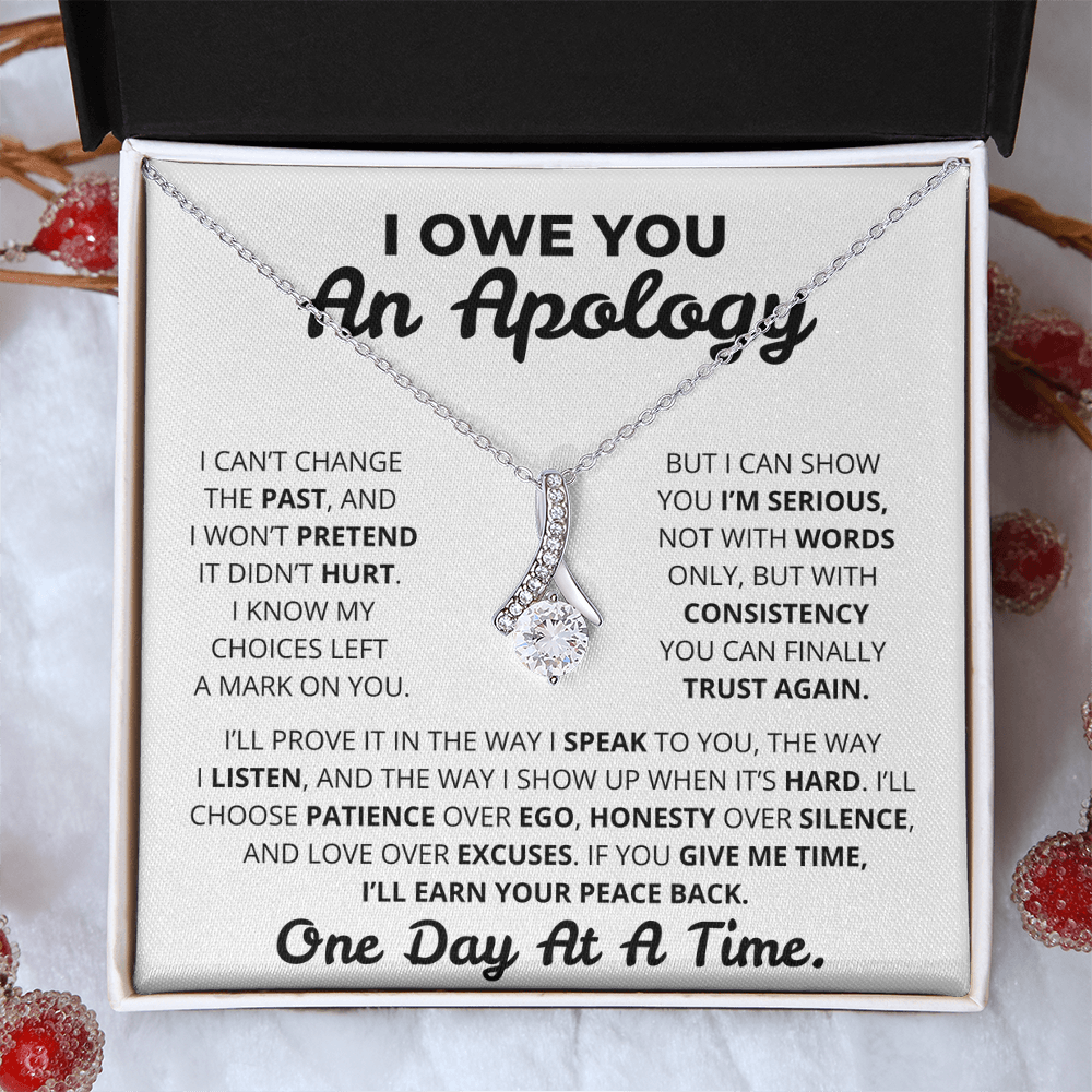 Apology Gift for Her – Alluring Beauty Necklace