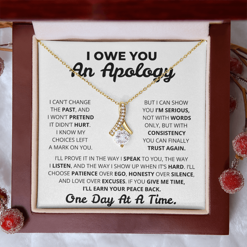 Apology Gift for Her – Alluring Beauty Necklace